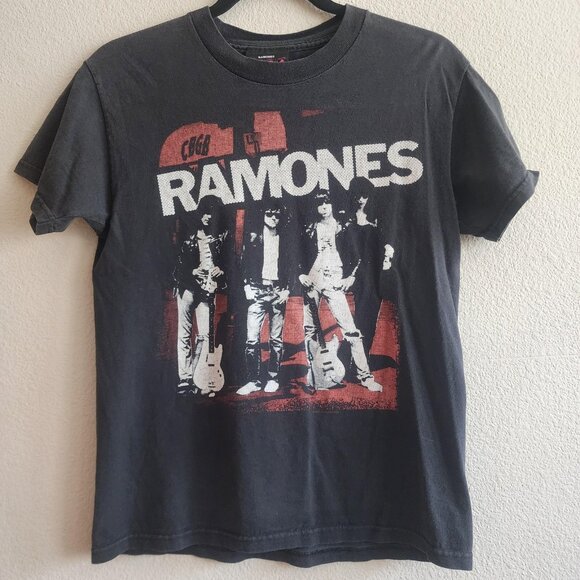 Ramones Other - Ramones Shirt Youth Large Band Tee Punk Rock 2008 Graphic Music Vintage Style